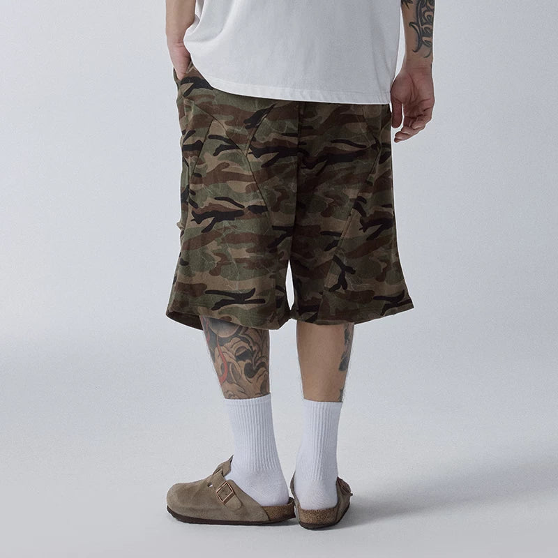 F2CE trendy loose washed vintage camouflage cropped pants with knee folds and curved blades casual pants versatile shorts for men in summer